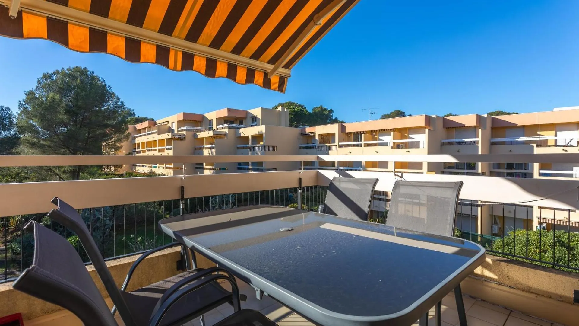 Appartement Boulouris Saint-Raphael  Saint-Raphael (Var)