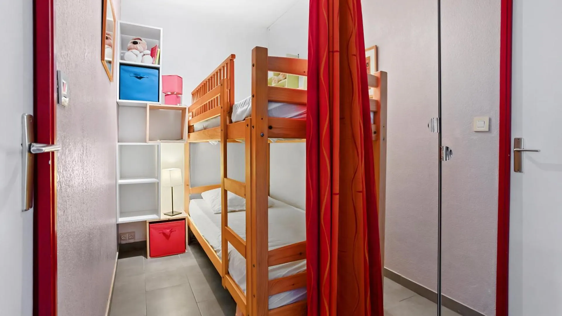 Appartement Boulouris Saint-Raphael  0*, Saint-Raphael (Var)